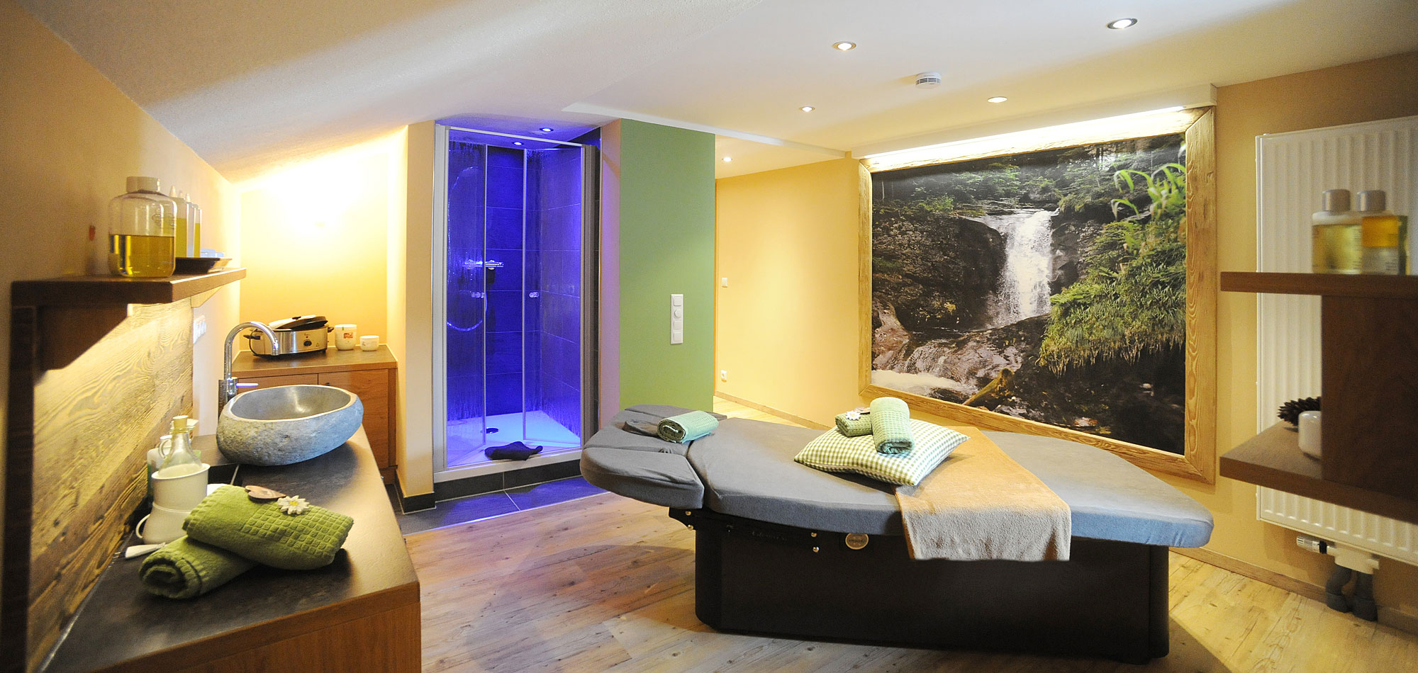 Wellness Massage Im Ferienhotel Wellness Und Wohlbefinden Im Hotel Hubertus